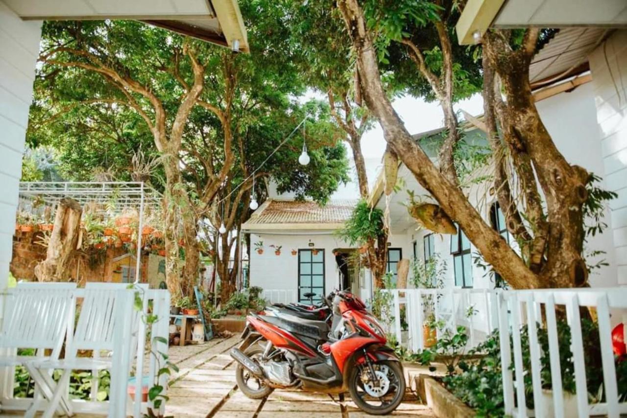 Homestay Vuon Nhan Pleiku Exterior foto